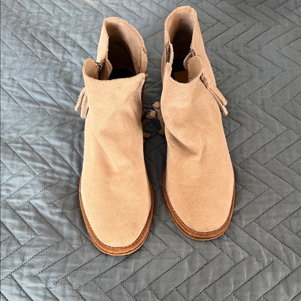 Dolce Vita Tan Ankle Boots